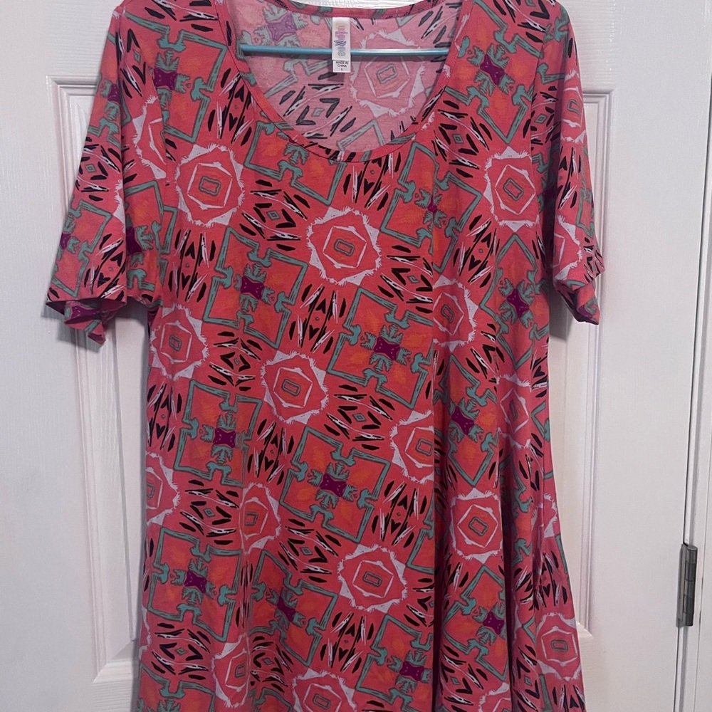 LuLaRoe Pink and Green Geometric Short Sleeve Top